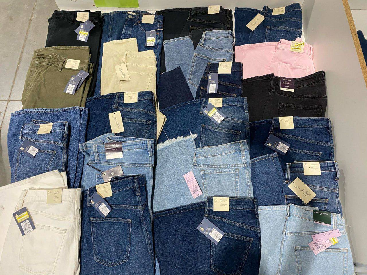 Jeans pallets