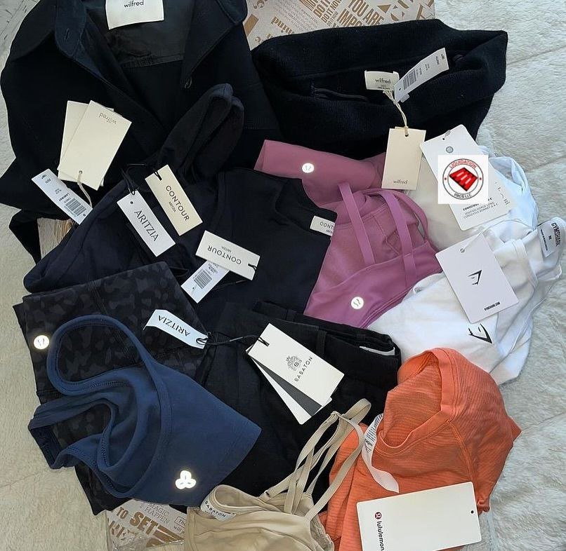 Lululemon clothes