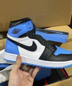 Wholesale Nike Shoes Pallets​