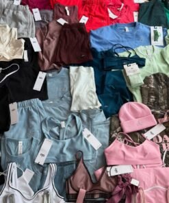 Alo yoga clothing pallet.