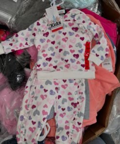 New overstock kids clothing pallets