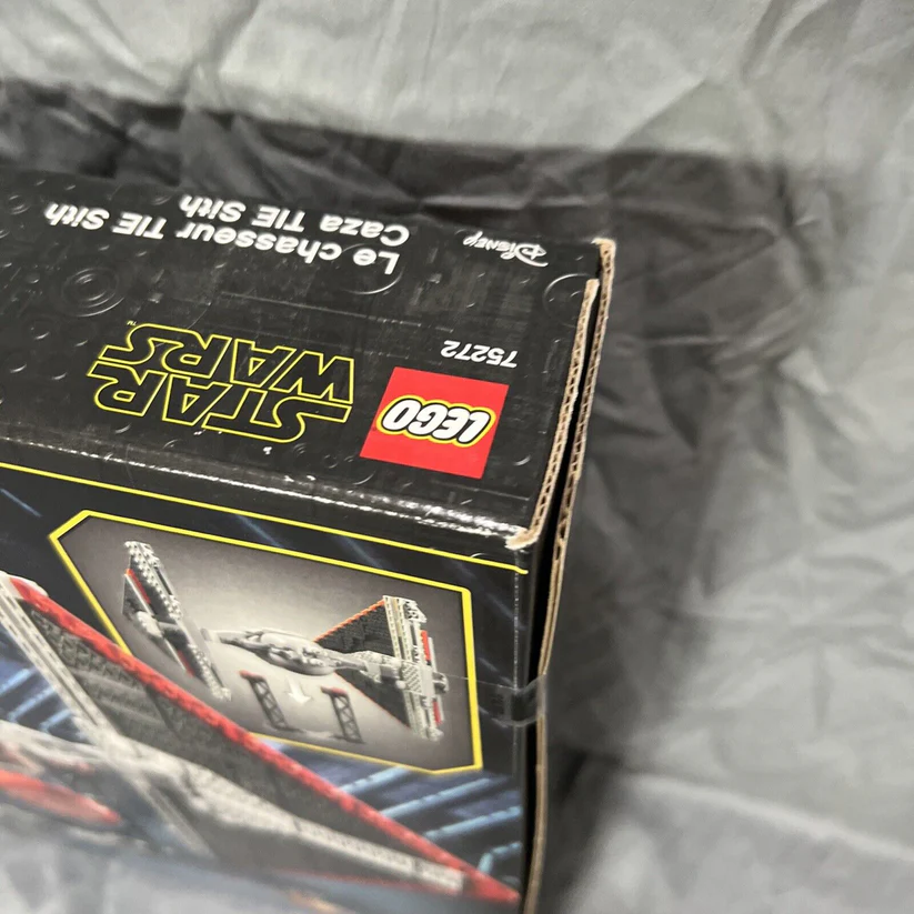 LEGO Star Wars: Sith TIE Fighter (75272)