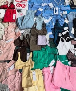 Alo yoga clothing pallet.