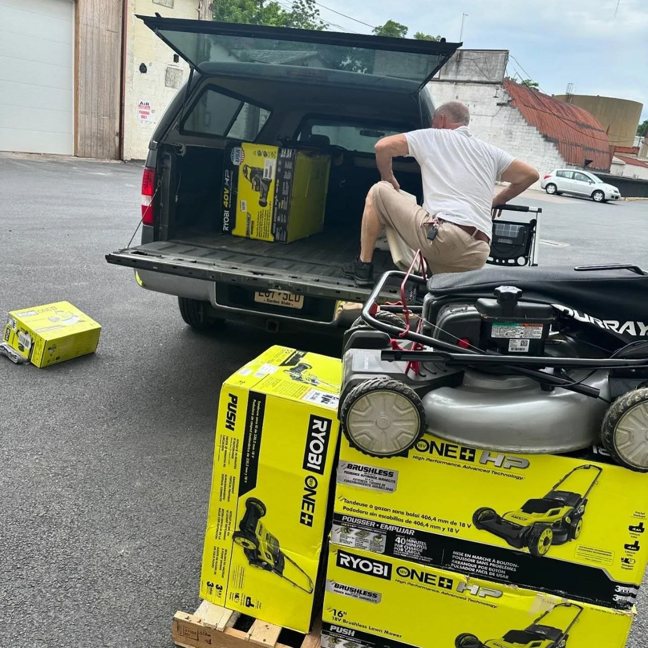 pallets of tools for sale