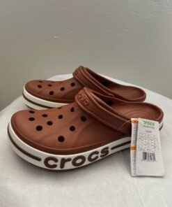 Crocs Near Me