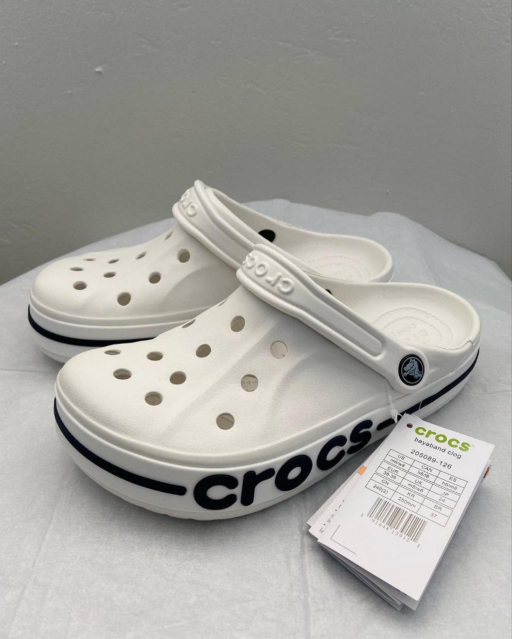 Crocs Near Me