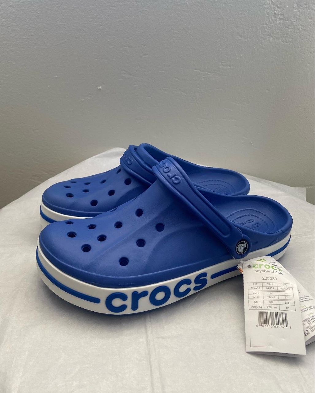 Crocs Near Me