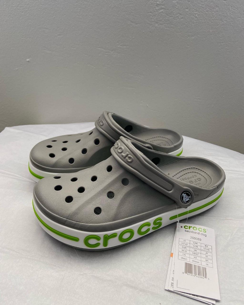 Crocs Near Me